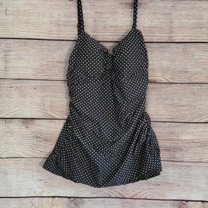 NWOT Shore Shapes Black & White Skirted Swimsuit